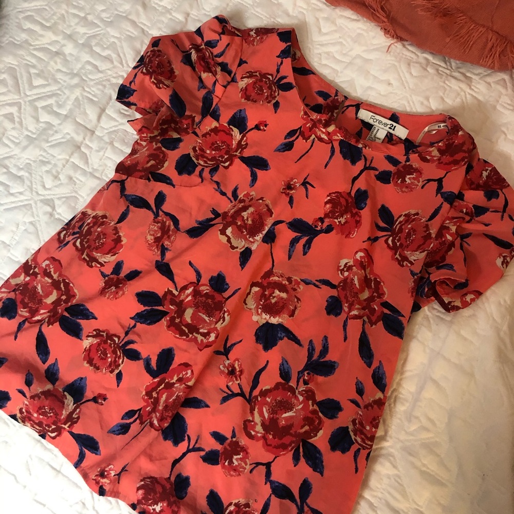 Floral f21 blouse